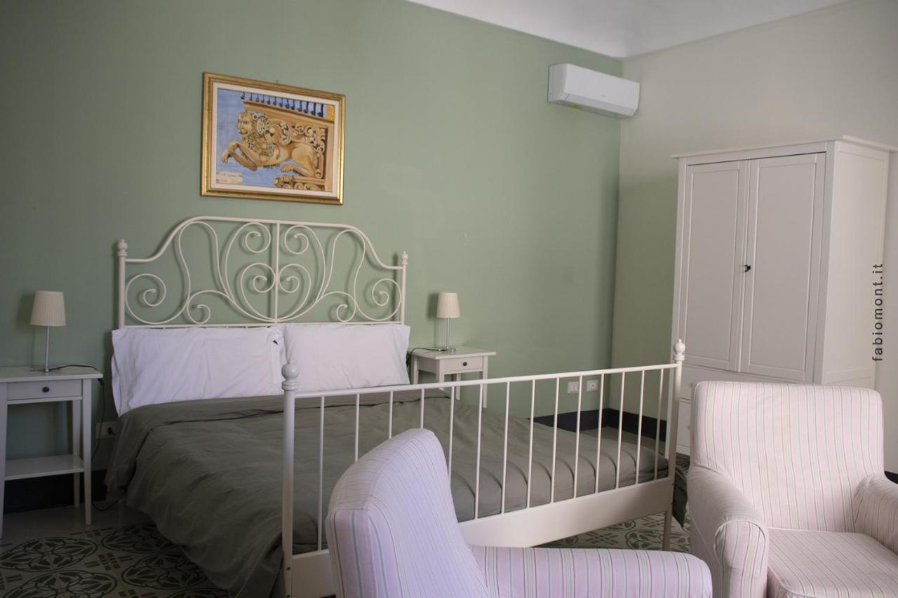 Casa De Rollo Bed and Breakfast Noto Exteriör bild