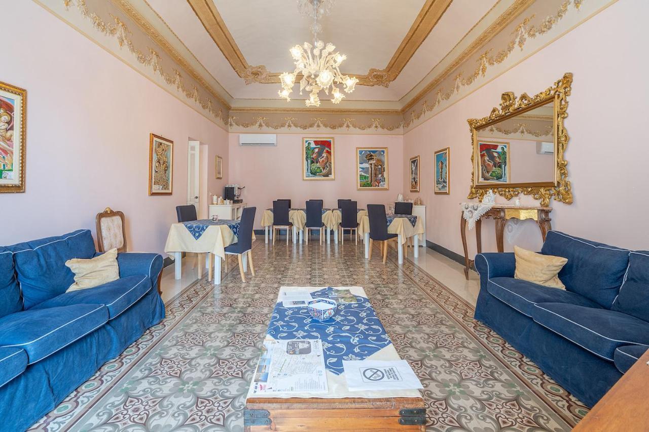 Casa De Rollo Bed and Breakfast Noto Exteriör bild